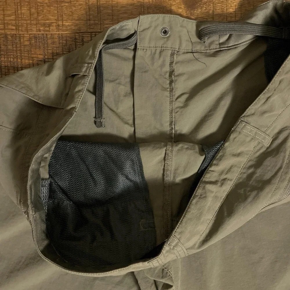 The North Face Hiking Shorts Mens 40 Olive Green Gorpcore Outdoor Lightweight